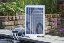 Ubbink Air Solar 600 Luchtpomp Met Zonnepaneel 7 Ubbink Air Solar 600 Luchtpomp Met Zonnepaneel -Oases Winkel air solar 600 luchtpomp met zonnepaneel 1 0 1000x667