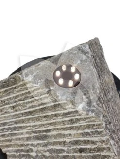 Kubus Waterornament Natuursteen LED 25 Cm Doorsnede -Oases Winkel kubus waterornament 25 cm doorsnede 1 0 750x1000