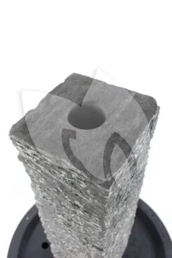 Natuurstenen Waterornament New York 80x21x21 Cm 10 Natuurstenen Waterornament New York 80x21x21 Cm -Oases Winkel natuurstenen waterornament new york 80x21x21 cm 1 0 667x1000