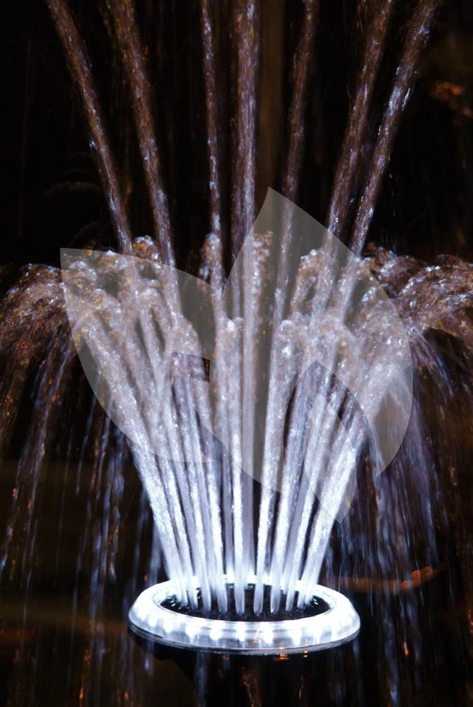 Ubbink Sproeikop Jet Vulcano 1" Met LED 5 Ubbink Sproeikop Jet Vulcano 1" Met LED - Afbeelding 3